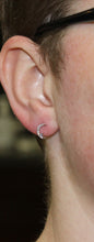 Load image into Gallery viewer, Crescent Moon Earrings