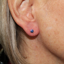 Load image into Gallery viewer, YOGO Blue Sapphire Studs