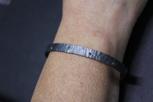 Load image into Gallery viewer, Montana Sapphire Cuff by Toby Pomeroy