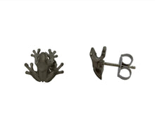 Load image into Gallery viewer, Olufson Designs Frog Studs