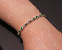 Load image into Gallery viewer, Breathtaking Emerald and Diamond Bracelet