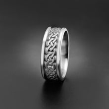 Load image into Gallery viewer, Studio 311 Self Bordered Celtic Link Wedding Band