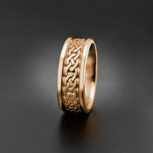 Load image into Gallery viewer, Studio 311 Self Bordered Celtic Link Wedding Band