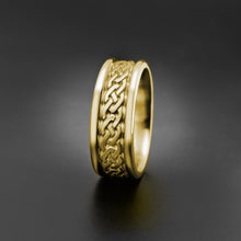 Load image into Gallery viewer, Studio 311 Self Bordered Celtic Link Wedding Band