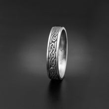 Load image into Gallery viewer, Studio 311 Narrow Infinity Knot Wedding Band