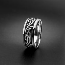 Load image into Gallery viewer, Studio 311 Wide Paradise Flower Wedding Band
