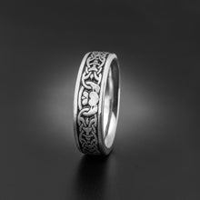 Load image into Gallery viewer, Studio 311 Narrow Claddagh Wedding Band