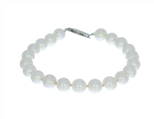 Load image into Gallery viewer, Pearl Bracelet