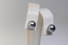 Load image into Gallery viewer, 9 mm Black Tahitian Pearl Studs