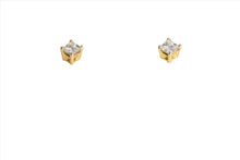 Load image into Gallery viewer, 0.20 Carat Princess Cut Diamond Studs