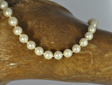 Load image into Gallery viewer, 17 Inch Pearl Strand