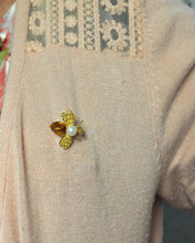 Load image into Gallery viewer, Is it a bee or a fly holding a pearl? You pick!