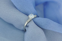 Load image into Gallery viewer, 18 Diamond Semi Mount Engagement Ring