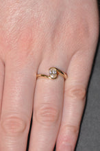 Load image into Gallery viewer, Entice and Maritza Style Custom Ring in Oval
