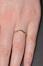 Load image into Gallery viewer, Flora Style Custom Ring