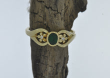 Load image into Gallery viewer, Emerald Wood Violet Ring