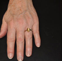 Load image into Gallery viewer, Cat's Eye Opal Ring