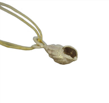 Load image into Gallery viewer, Sea Shell Charm/Pendant