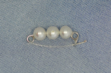 Load image into Gallery viewer, Pearl Shortner/Pin