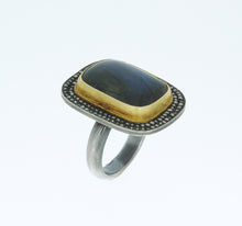 Load image into Gallery viewer, The Phenomenal Labradorite Ring