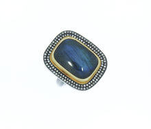 Load image into Gallery viewer, The Phenomenal Labradorite Ring