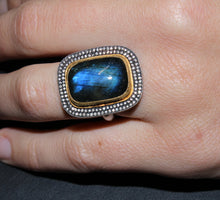 Load image into Gallery viewer, The Phenomenal Labradorite Ring