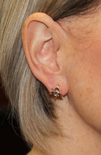 Load image into Gallery viewer, Olufson Made Trillium Earrings in Rose Gold
