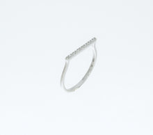 Load image into Gallery viewer, Flat Top in White Gold