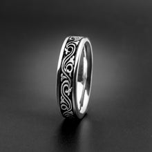 Load image into Gallery viewer, Studio 311 Narrow Wind & Wave Wedding Band