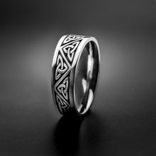Load image into Gallery viewer, Studio 311 Wide Trinity Knot Wedding Band