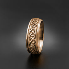 Load image into Gallery viewer, Studio 311 Wide Heart Strings Wedding Band