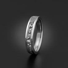 Load image into Gallery viewer, Studio 311 Extra Narrow Garden Gate Wedding Band