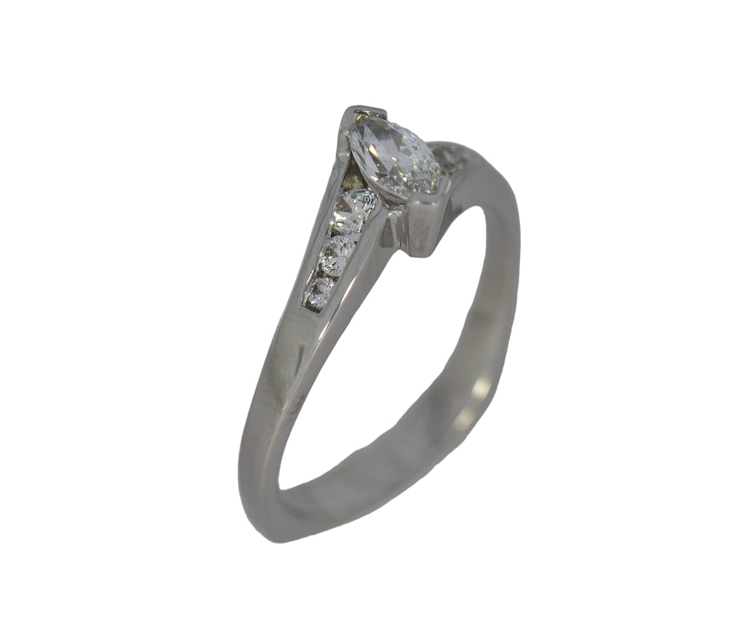 Captivate Style Custom Ring
