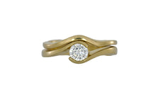 Load image into Gallery viewer, Gold ring with a diamond on a white background
