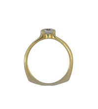 Load image into Gallery viewer, Gold ring with a diamond on a white background
