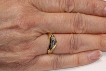 Load image into Gallery viewer, Montana Sapphire Lauris Ring
