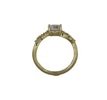 Load image into Gallery viewer, Parade Designs Yellow Gold Semi Mount
