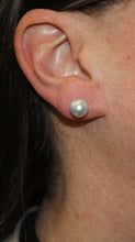 Load image into Gallery viewer, 9-9.5 mm Akoya Pearl Studs
