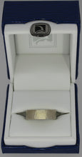 Load image into Gallery viewer, Gents Flat Hammered Wedding Band
