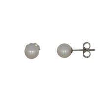 Load image into Gallery viewer, 5.5-6 mm Akoya White Pearl Studs
