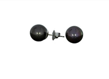 Load image into Gallery viewer, Black Pearl Studs
