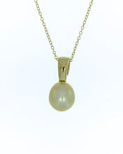 Load image into Gallery viewer, Golden South Seas Pearl Pendant
