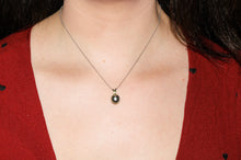 Load image into Gallery viewer, Black Pearl Pendant
