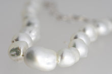 Load image into Gallery viewer, Baroque Pearl Strand
