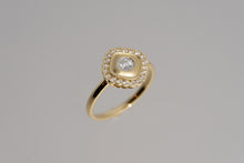 Load image into Gallery viewer, Yellow Gold Vintage-Like Ring

