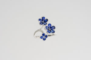 Blue Sapphire Three Flower Ring