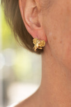Load image into Gallery viewer, Elephant Earrings With Diamond Eyes
