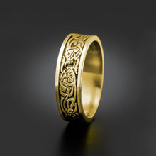 Load image into Gallery viewer, Studio 311 Celtic Hunt Wedding Band

