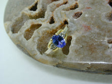 Load image into Gallery viewer, Three bear Tanzanite and diamond ring
