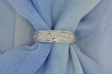 Load image into Gallery viewer, Sonnet Style Custom Wedding Band
